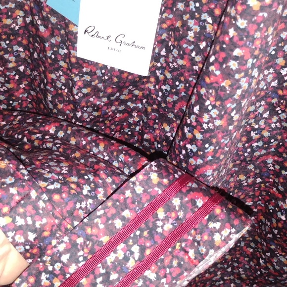 Robert Graham - Picture 6 of 7